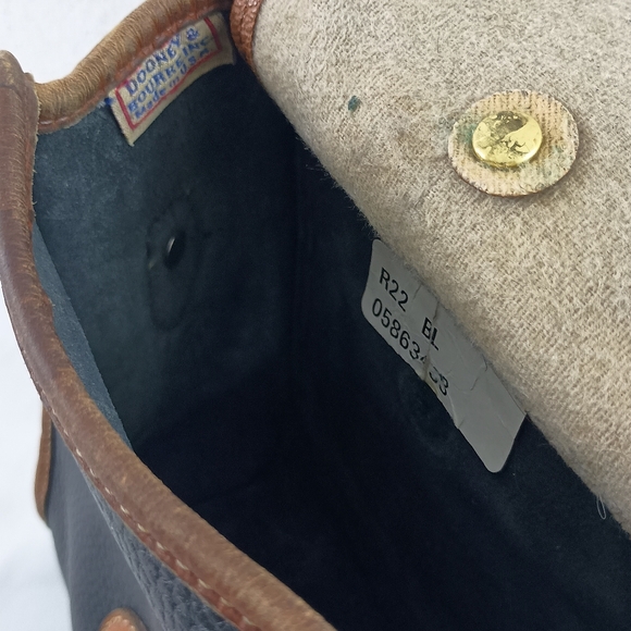 Dooney & Bourke Vintage All Weather Leather Essex Black Tan Crossbody Bag - Picture 13 of 14